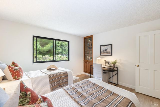 520 Fair Ave, Petaluma, CA 94952