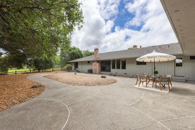 520 Fair Ave, Petaluma, CA 94952