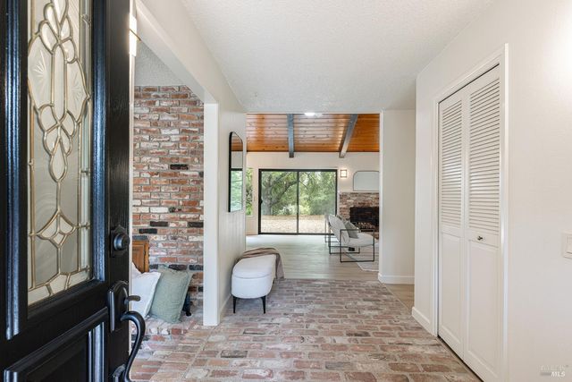 520 Fair Ave, Petaluma, CA 94952