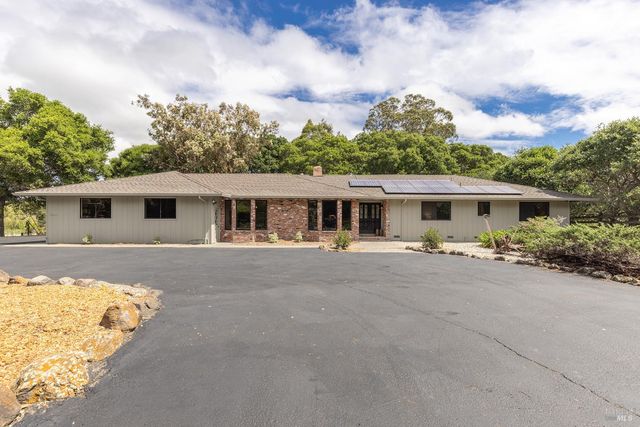 520 Fair Ave, Petaluma, CA 94952