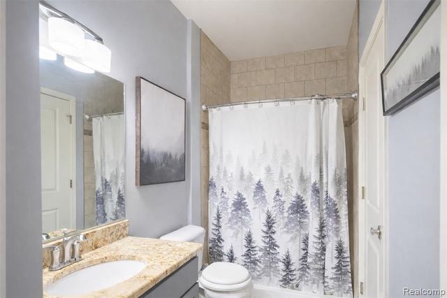 12487 First Avenue, Southgate, MI 48195