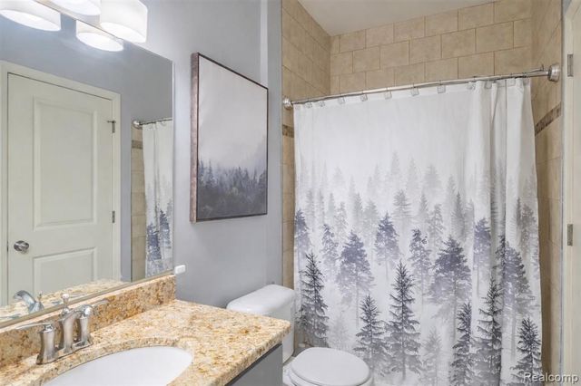 12487 First Avenue, Southgate, MI 48195