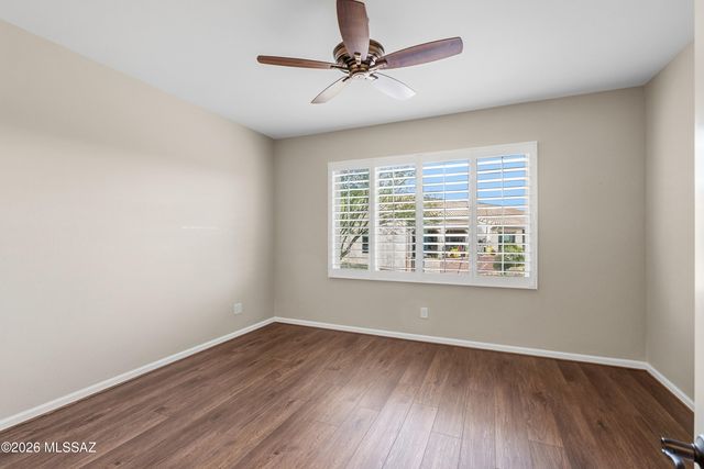 1717 E Sage Thrasher Drive, Green Valley, AZ 85614