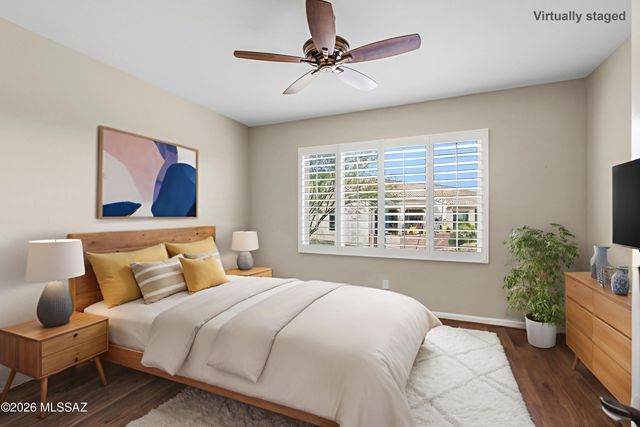 1717 E Sage Thrasher Drive, Green Valley, AZ 85614