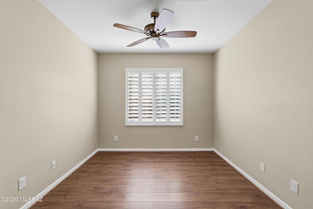 1717 E Sage Thrasher Drive, Green Valley, AZ 85614