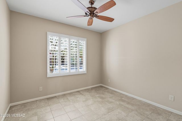 1717 E Sage Thrasher Drive, Green Valley, AZ 85614