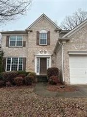 520 Hammersmith Drive, Suwanee, GA 30024