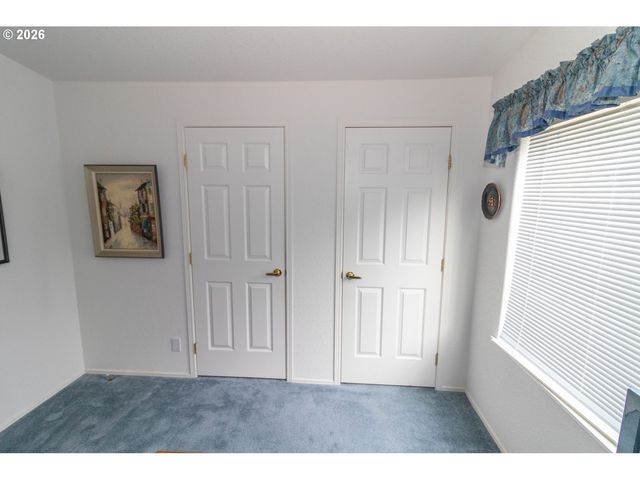 613 GLENBROOK Cir, Florence, OR 97439