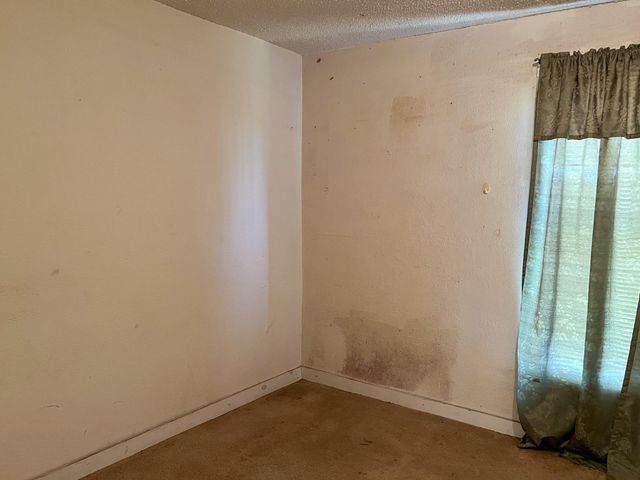 103 Avenue I, El Campo, TX 77437