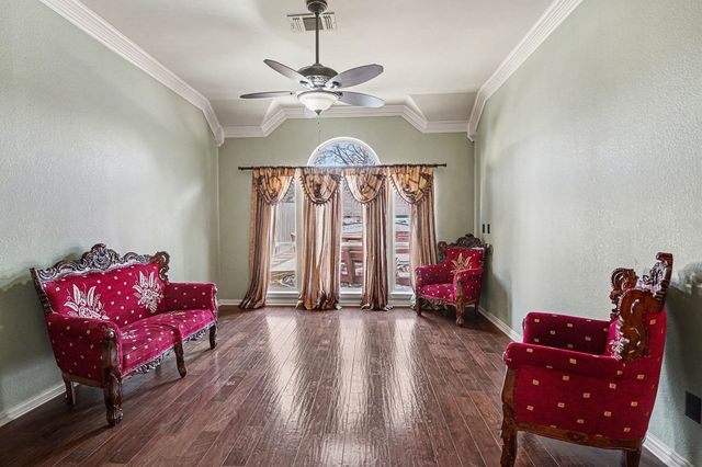 6707 Canyon Crest Drive, Fort Worth, TX 76132