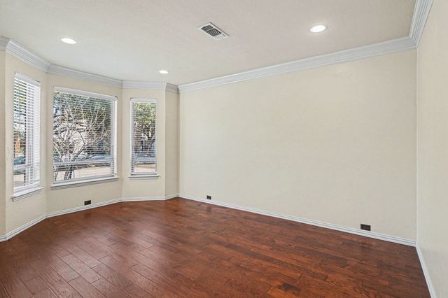 6707 Canyon Crest Drive, Fort Worth, TX 76132