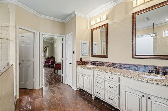 6707 Canyon Crest Drive, Fort Worth, TX 76132