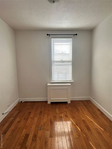 6034 56th Road 2, Maspeth, NY 11378