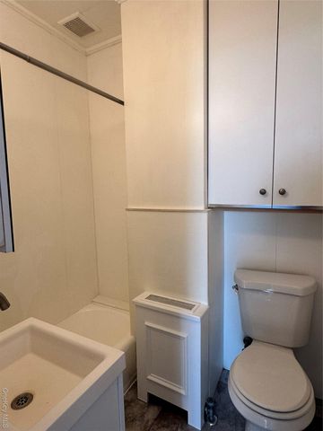 6034 56th Road 2, Maspeth, NY 11378