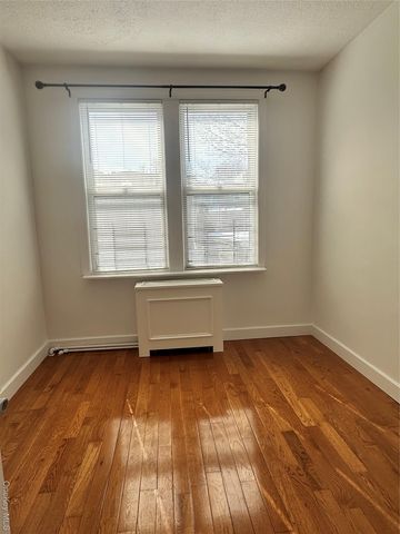 6034 56th Road 2, Maspeth, NY 11378