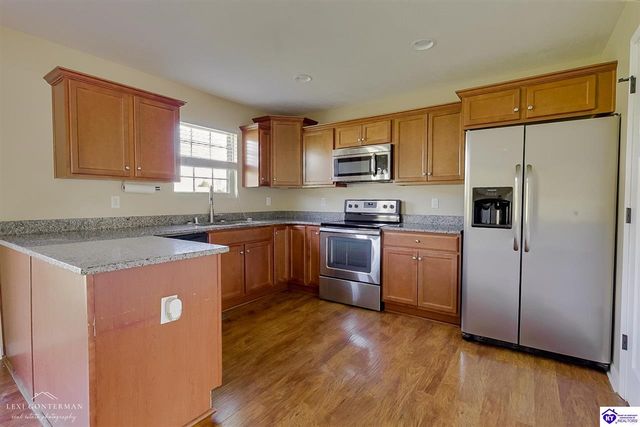 176 Graceland Trail, Elizabethtown, KY 42701