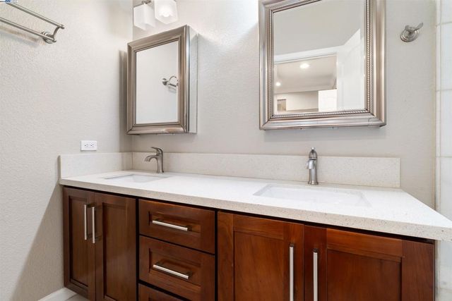 3443 Pepperwood Ter 102, Fremont, CA 94536