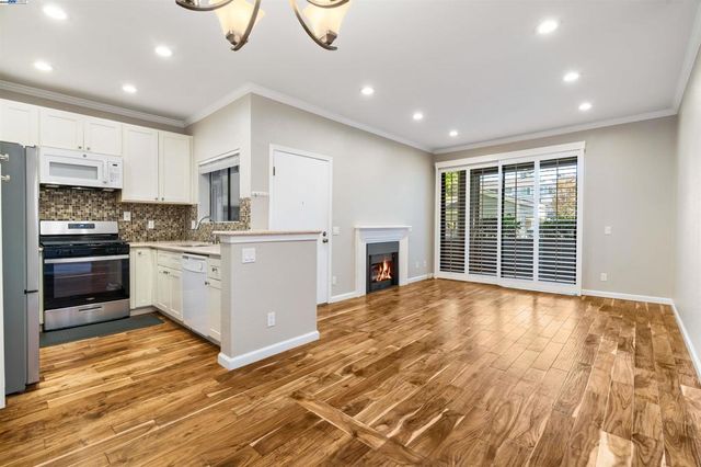 3443 Pepperwood Ter 102, Fremont, CA 94536