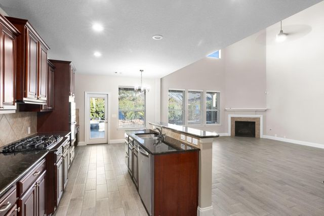 167 Clearmont Place, Montgomery, TX 77316