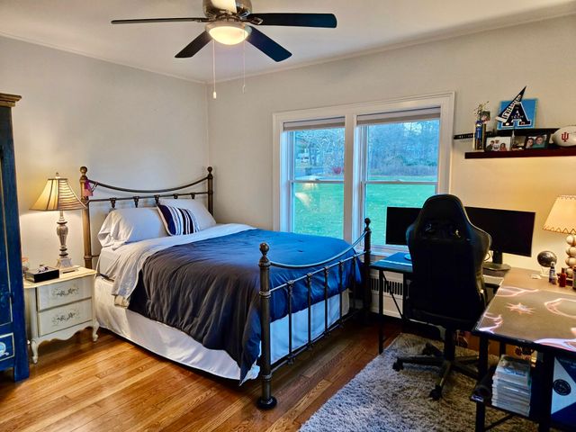 37 Driftway Road, Danbury, CT 06811