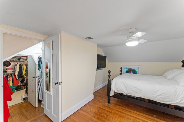 37 Driftway Road, Danbury, CT 06811