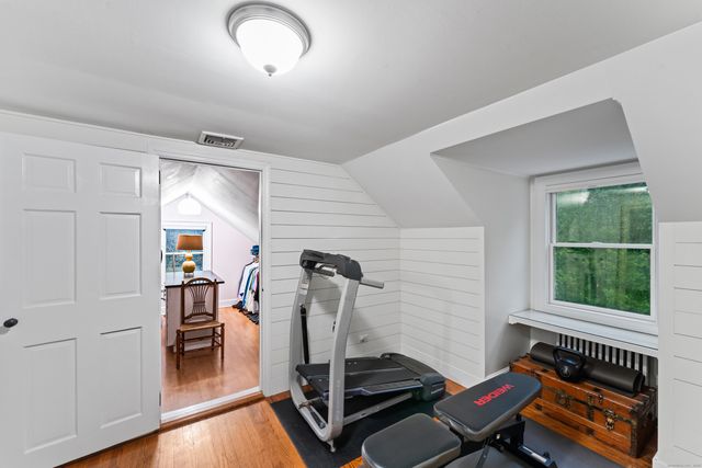 37 Driftway Road, Danbury, CT 06811