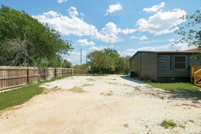 4406 Becker, San Antonio, TX 78253