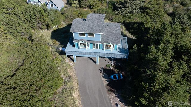 732 Alcade Court SW, Ocean Shores, WA 98569