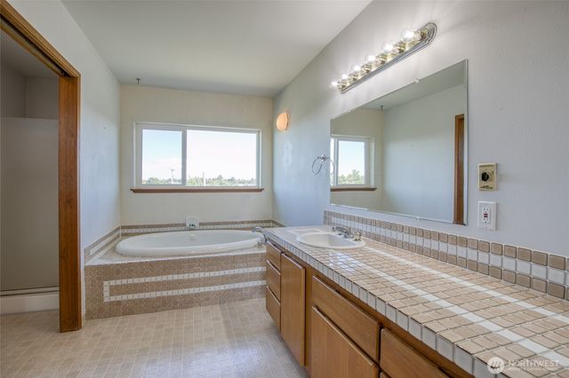 732 Alcade Court SW, Ocean Shores, WA 98569