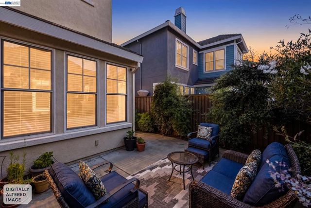 2421 Haile St, Alameda, CA 94501
