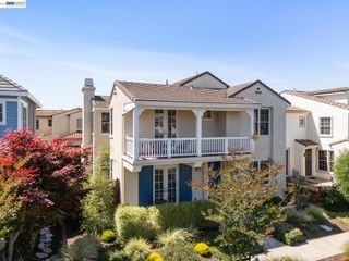 2421 Haile St, Alameda, CA 94501