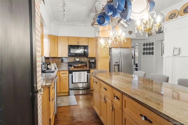 195 Pressler Road, Wallkill, NY 12589