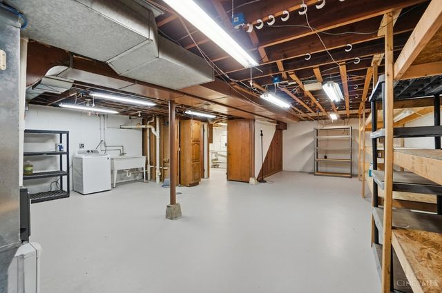 4152 Larchview Drive, Sycamore Twp, OH 45236