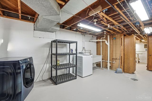 4152 Larchview Drive, Sycamore Twp, OH 45236