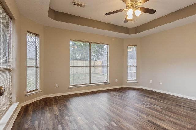 13327 White Oak Landing Boulevard, Houston, TX 77065