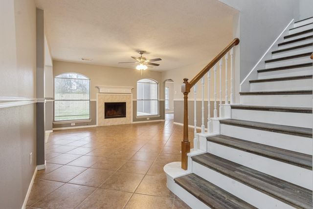 13327 White Oak Landing Boulevard, Houston, TX 77065