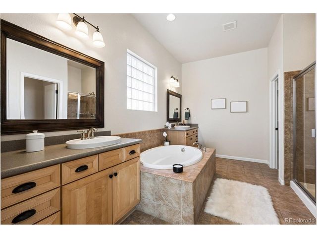 25412 E Quarto Pl, Aurora, CO 80016