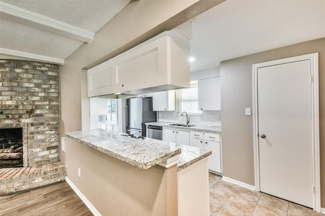 24610 Moorgate Lane, Houston, TX 77336