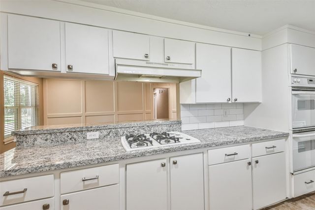 24610 Moorgate Lane, Houston, TX 77336