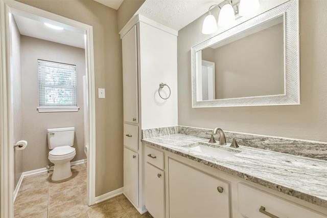 24610 Moorgate Lane, Houston, TX 77336