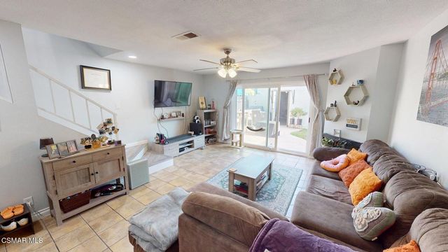 3075 Kelp Lane, Oxnard, CA 93035