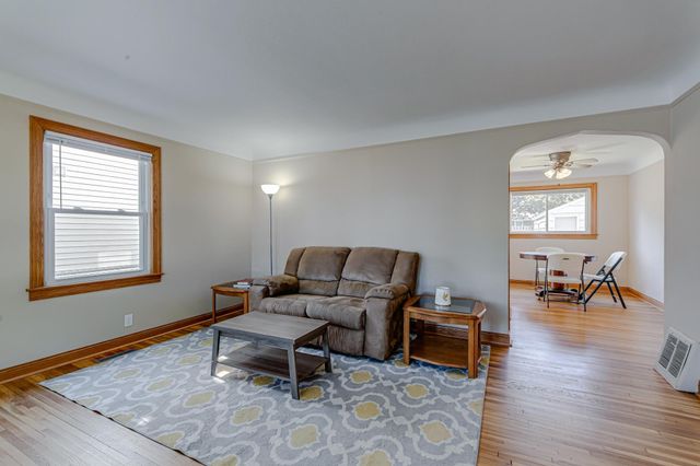 6326 Humboldt Avenue S, Richfield, MN 55423
