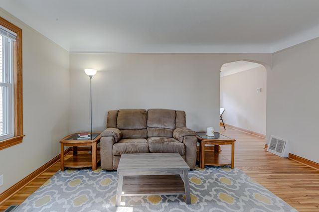 6326 Humboldt Avenue S, Richfield, MN 55423