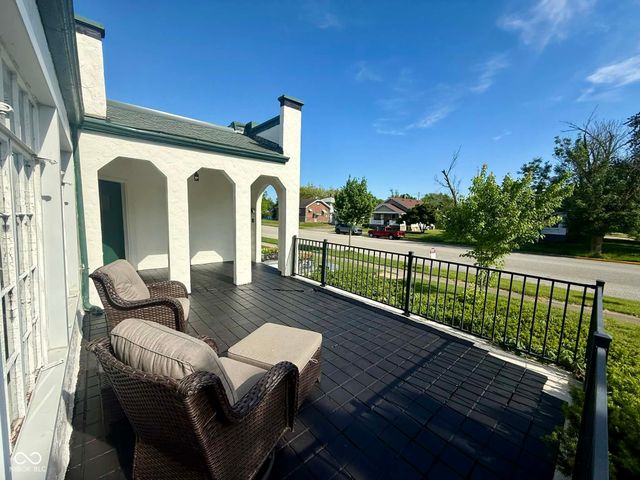 734 W 5th Street, Seymour, IN 47274