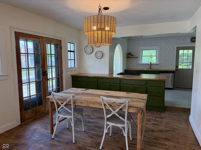 734 W 5th Street, Seymour, IN 47274
