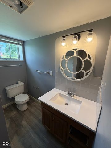 734 W 5th Street, Seymour, IN 47274