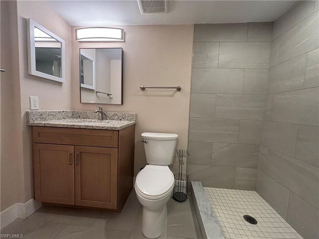 5319 Summerlin RD 1916, Fort Myers, FL 33919