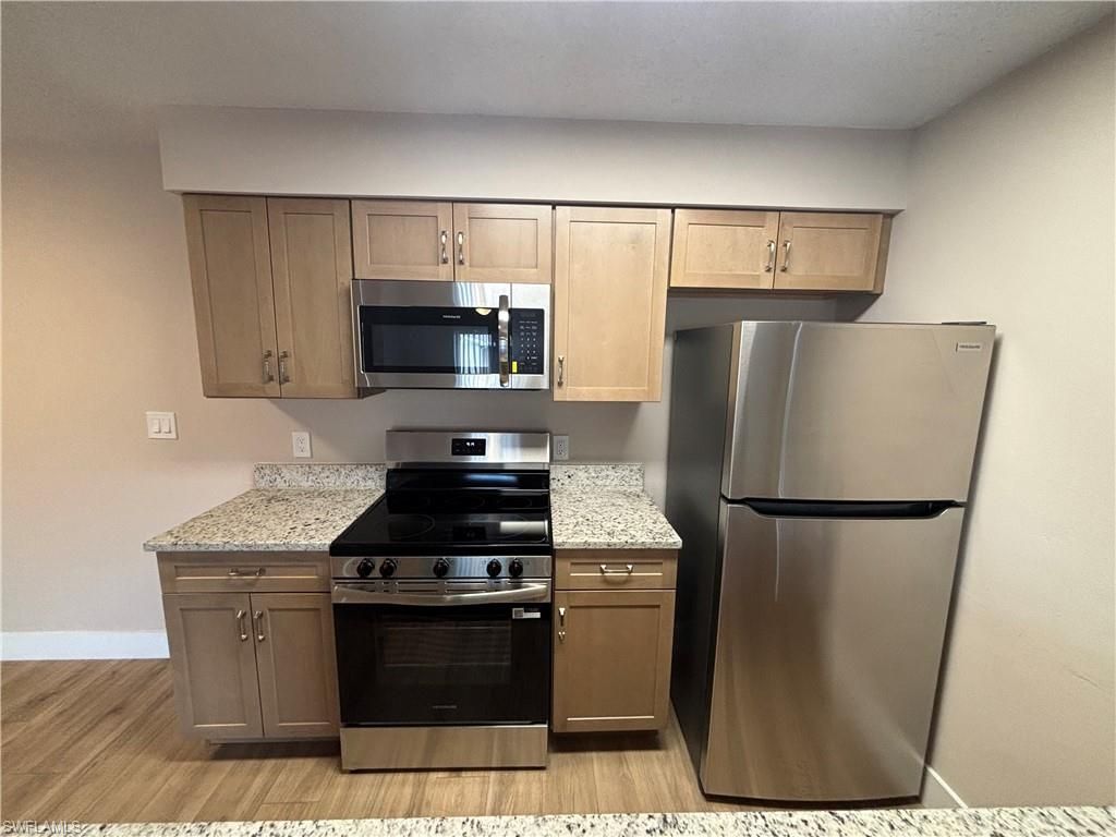 5319 Summerlin RD 1916, Fort Myers, FL 33919