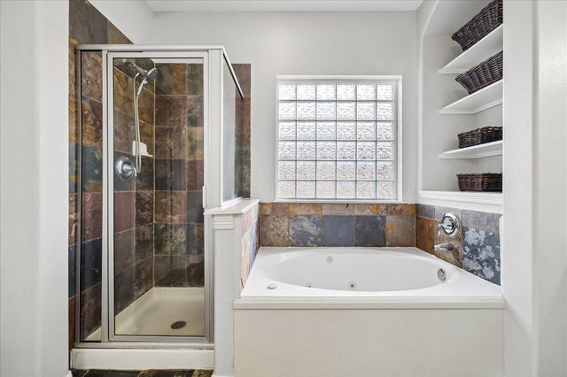 13815 Pepperstone Lane, Houston, TX 77044