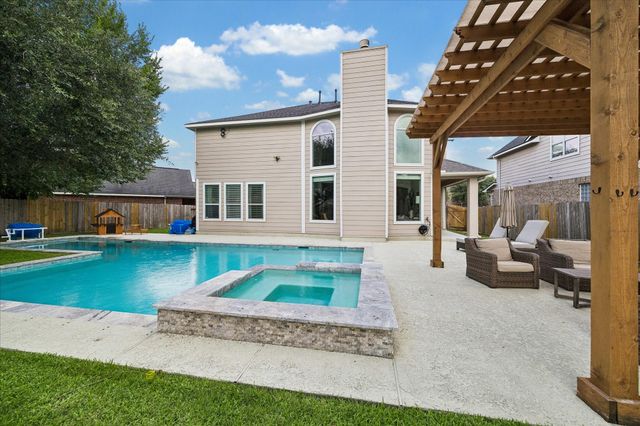 13815 Pepperstone Lane, Houston, TX 77044
